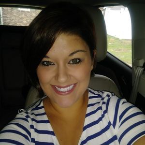 Meet your Posher, Casey